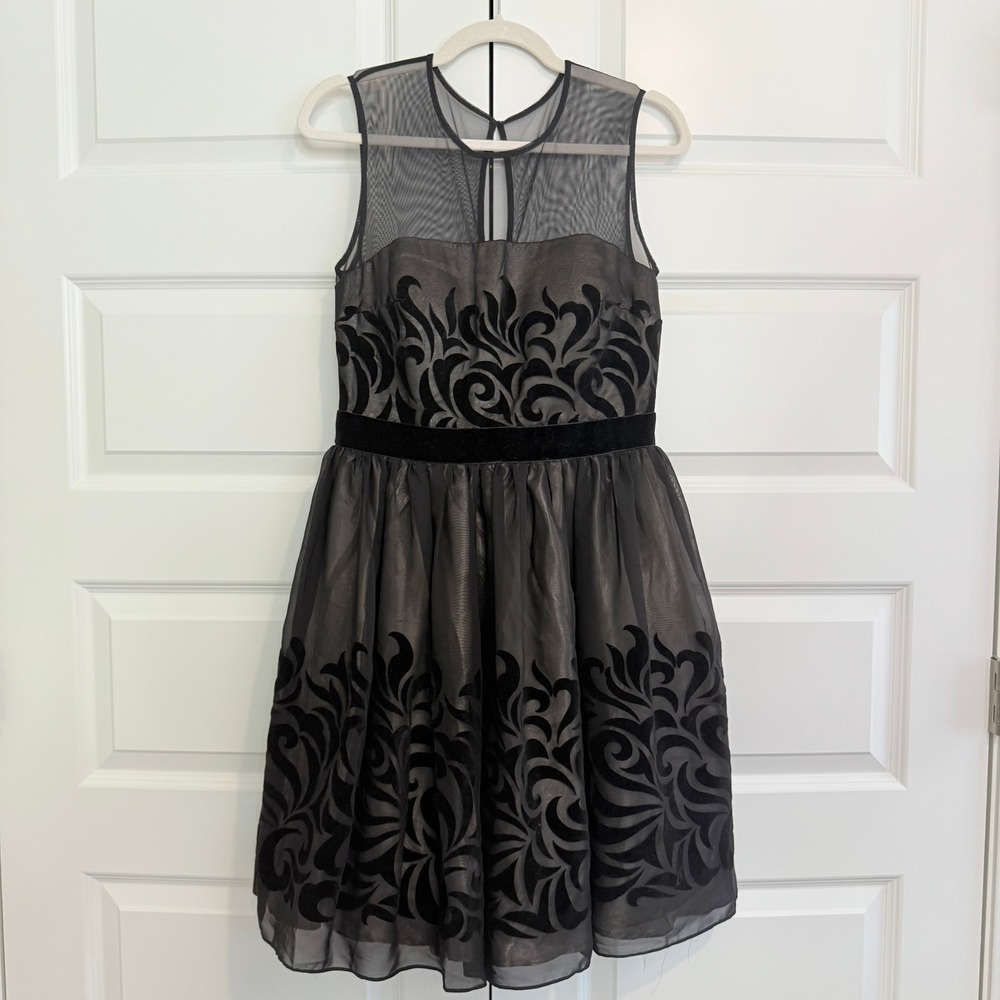 S.L.‎ Fashions | Black Velvet Floral Overlay Sleeveless Party Dress